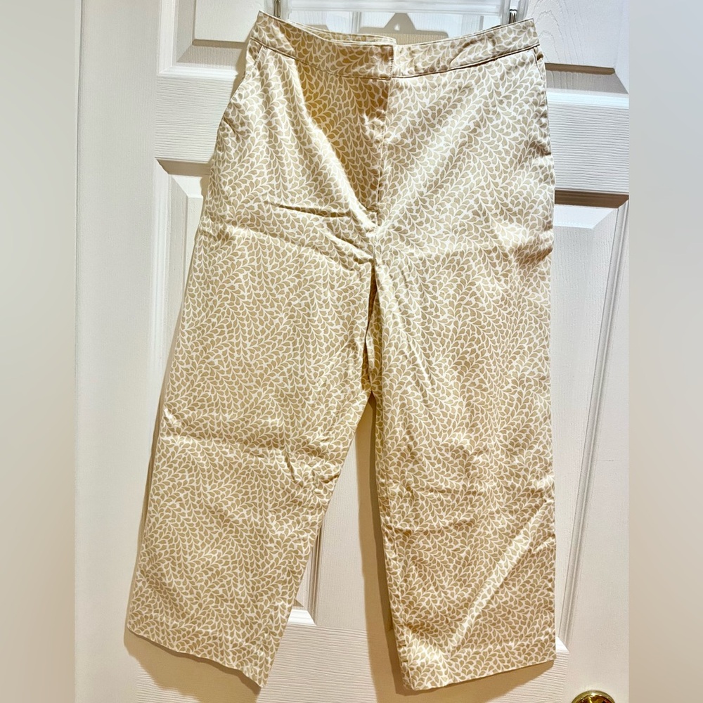 Charter Club Beige Leafy Printed Cotton Capri Pants Size 8